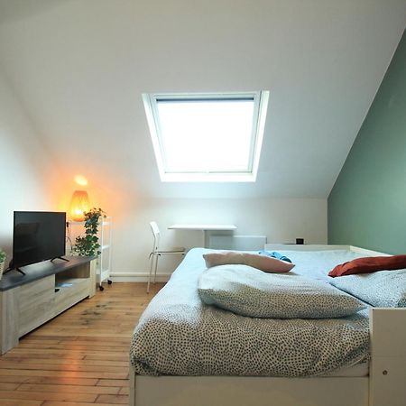 Disponible - Appartement Entier - 10Mn Rer B Aeroport Cdg - Paris Gare Du Nord, T11 Express, Le Bourget, Tout Equipe, Netflix Gratuit, 3 Personnes, 4Eme Etage, Escaliers, Parc Des Expositions, Parking Rue Gratuit Apres 19H Drancy Ngoại thất bức ảnh