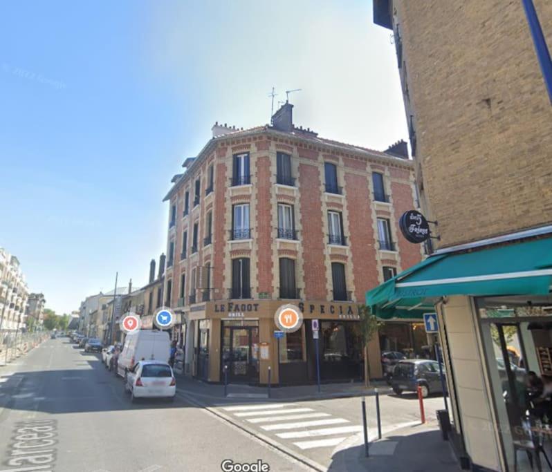 Disponible - Appartement Entier - 10Mn Rer B Aeroport Cdg - Paris Gare Du Nord, T11 Express, Le Bourget, Tout Equipe, Netflix Gratuit, 3 Personnes, 4Eme Etage, Escaliers, Parc Des Expositions, Parking Rue Gratuit Apres 19H Drancy Ngoại thất bức ảnh