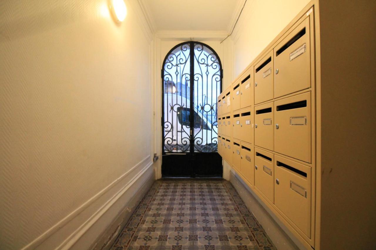 Disponible - Appartement Entier - 10Mn Rer B Aeroport Cdg - Paris Gare Du Nord, T11 Express, Le Bourget, Tout Equipe, Netflix Gratuit, 3 Personnes, 4Eme Etage, Escaliers, Parc Des Expositions, Parking Rue Gratuit Apres 19H Drancy Ngoại thất bức ảnh